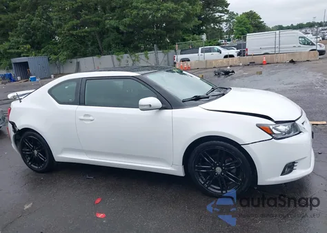 2011 Scion Tc from USA, damaged, VIN JTKJF5C70B3014192